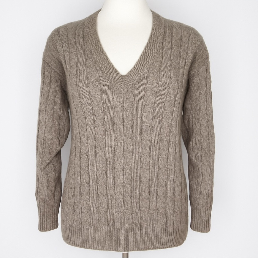 Talbots Vintage 100% Wool Sweater – Brown Cable Knit, V-Neck Size Medium - Picture 2 of 7